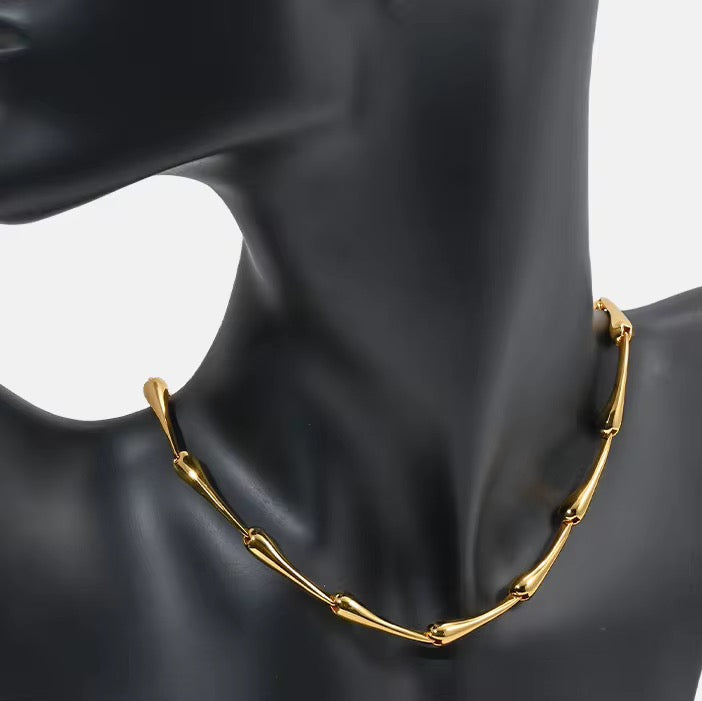 18k Gold Plated Teardrop  Lightweight Minimalist Necklace