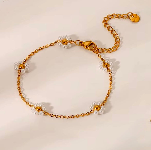 Daisy Dew Pearl, 18k Gold Plated Dainty Bracelet - Essentials Collection